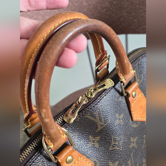 Louis Vuitton Vintage Monogram Alma PM Size - Picture 4 of 16